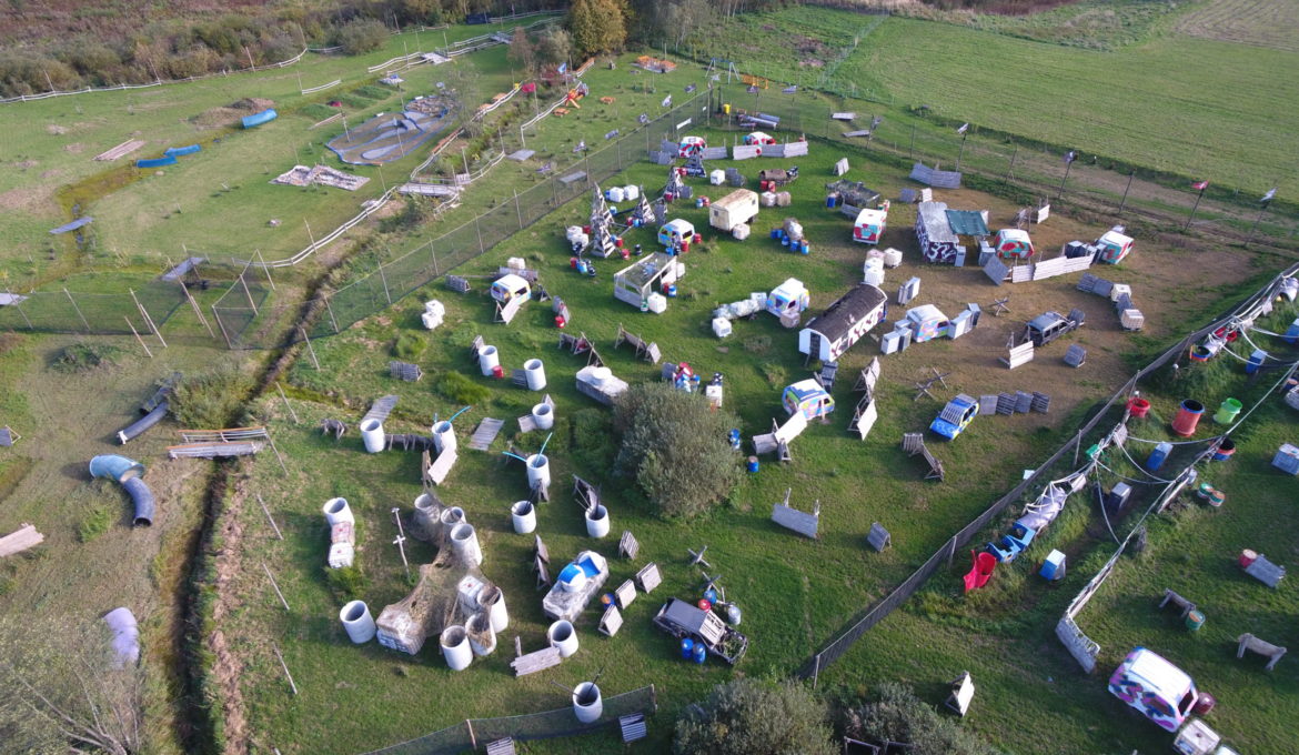 Aerial drone view of Arena Mocy paintball facility 20251001225941 - Arena Mocy paintball